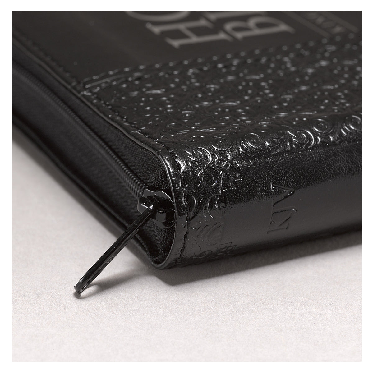 Image of KJV Pocket Edition: Zippered Black other