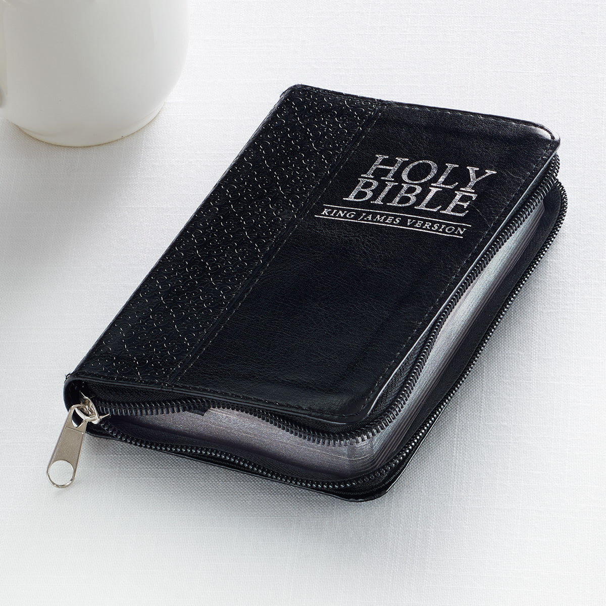 Image of KJV Mini Pocket Edition: Zippered Black other